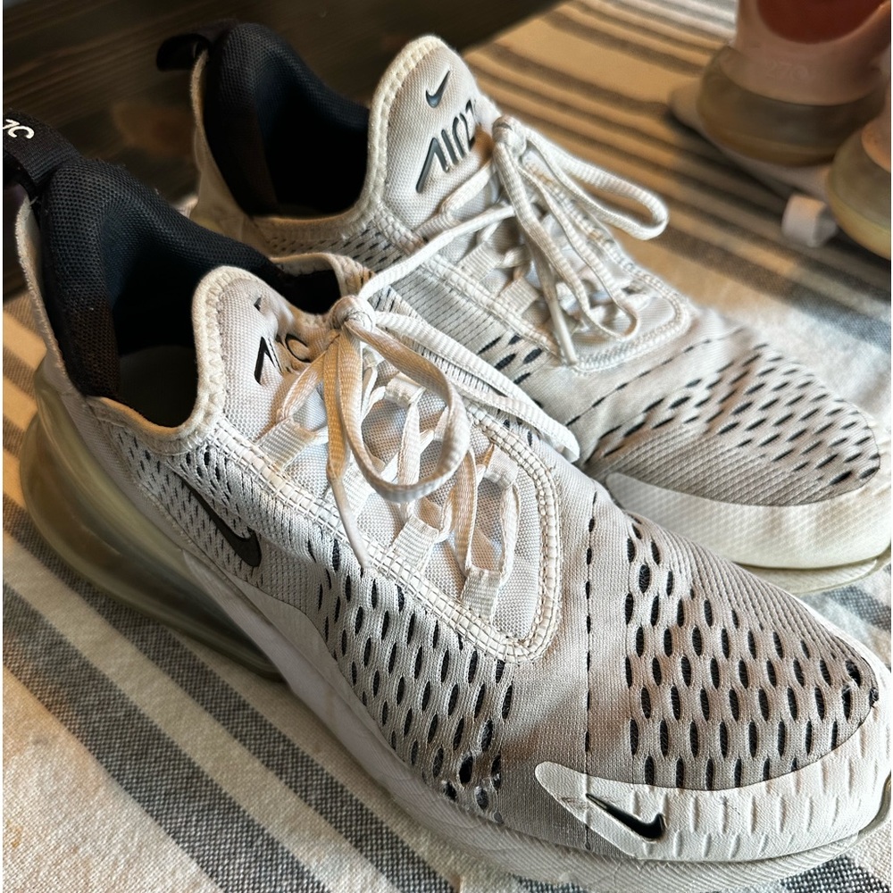 Nike air 270 women’s 9